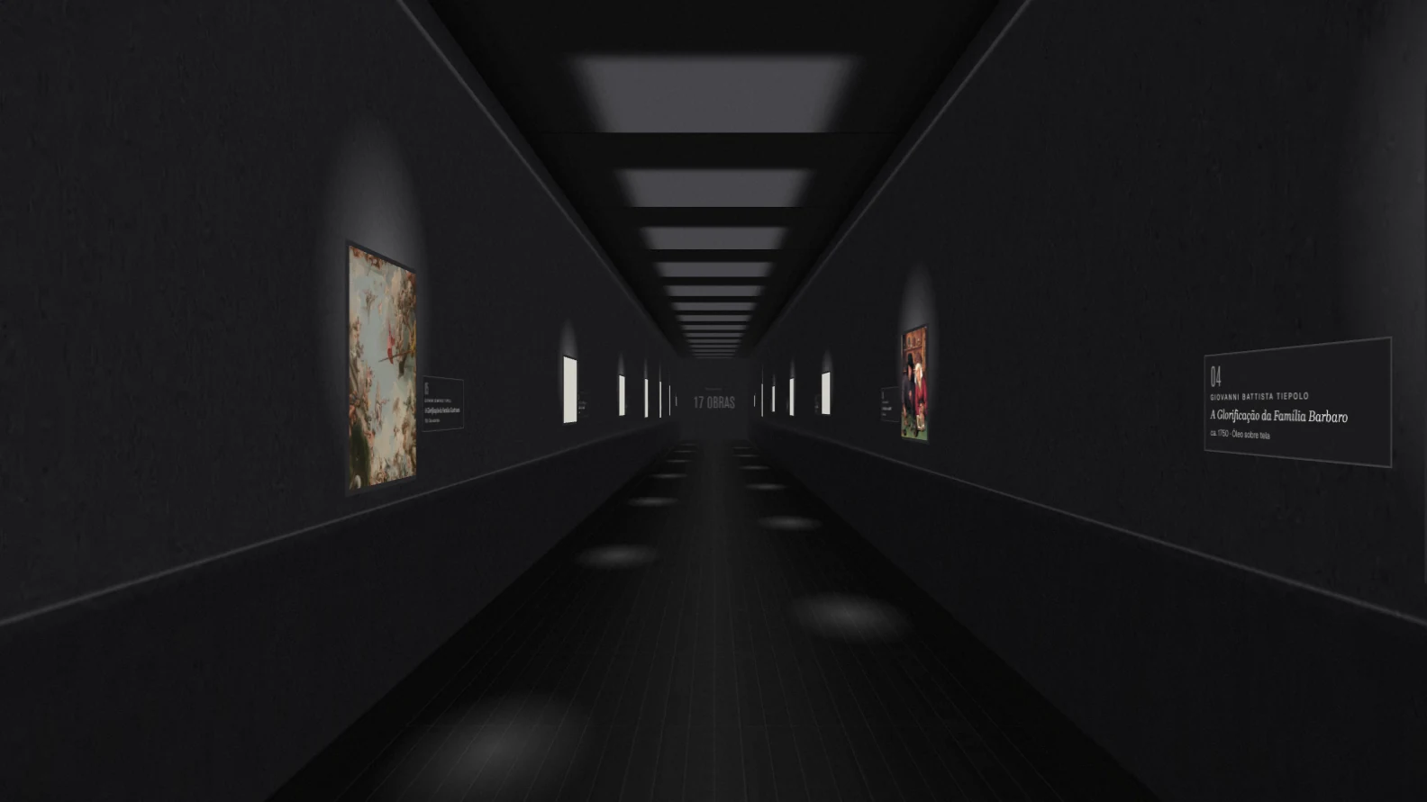 O mesmo corredor de museu no escuro: paredes cinza-chumbo, cada obra sob um holofote, etiqueta ao lado